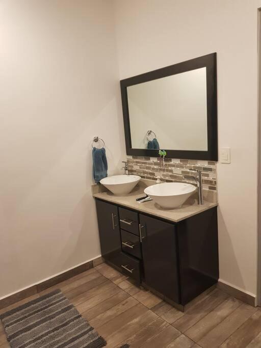 Condo En Torres Cantera De 2 Recamaras 2 1/2 Banos Ла Пас Екстериор снимка