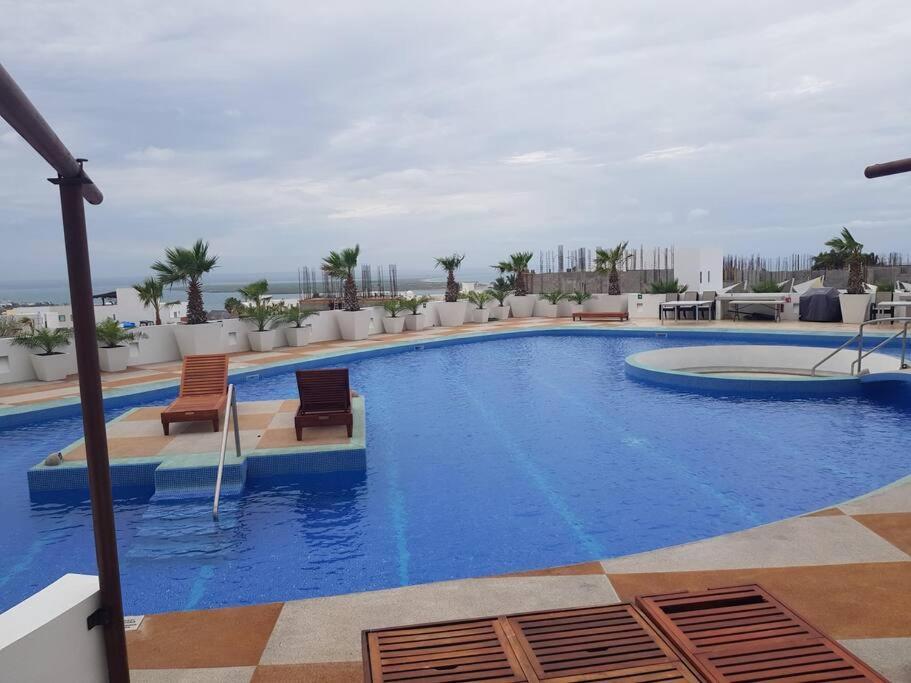 Condo En Torres Cantera De 2 Recamaras 2 1/2 Banos Ла Пас Екстериор снимка